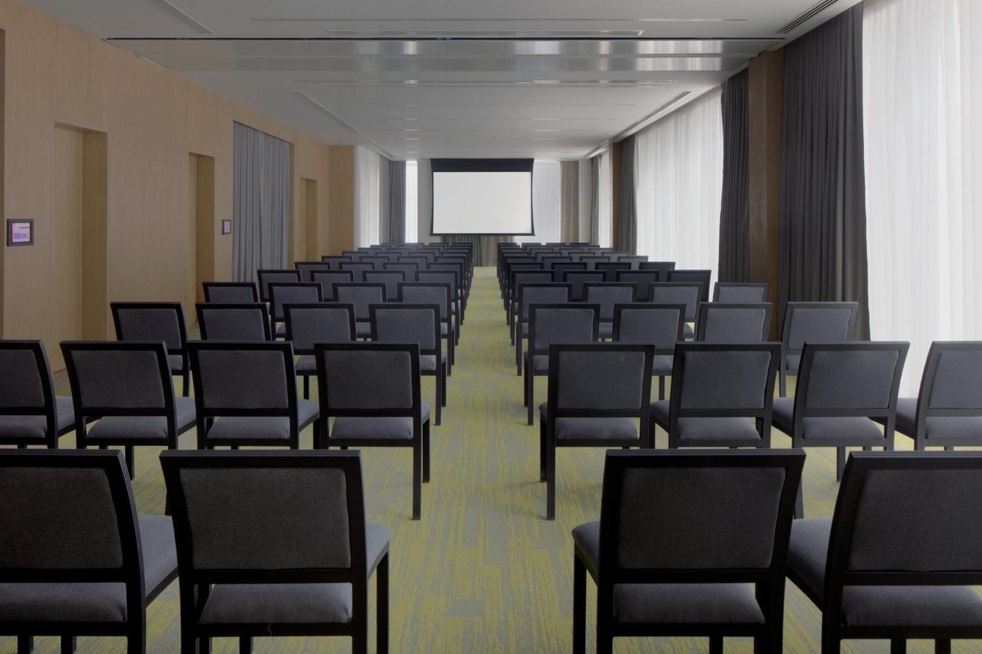 Staybridge Suites Dubai Business Bay By Ihg Eksteriør billede