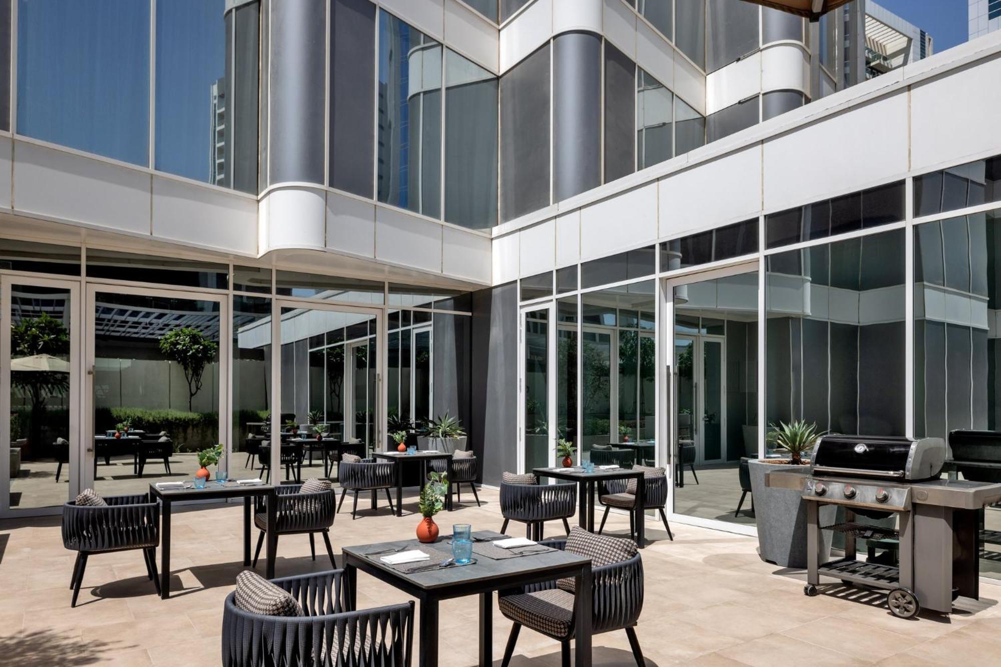 Staybridge Suites Dubai Business Bay By Ihg Eksteriør billede